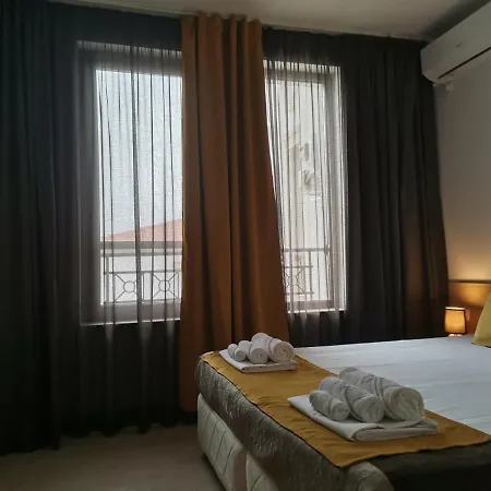 Orange в местност каваци, סוזופול