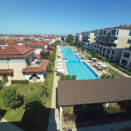 דירה Orange в местност каваци,