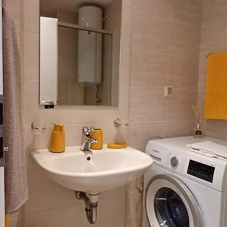 Orange в местност каваци, Daire