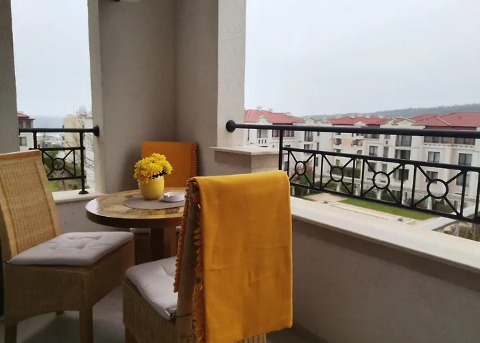 Orange в местност каваци, Apartamento Sozopol
