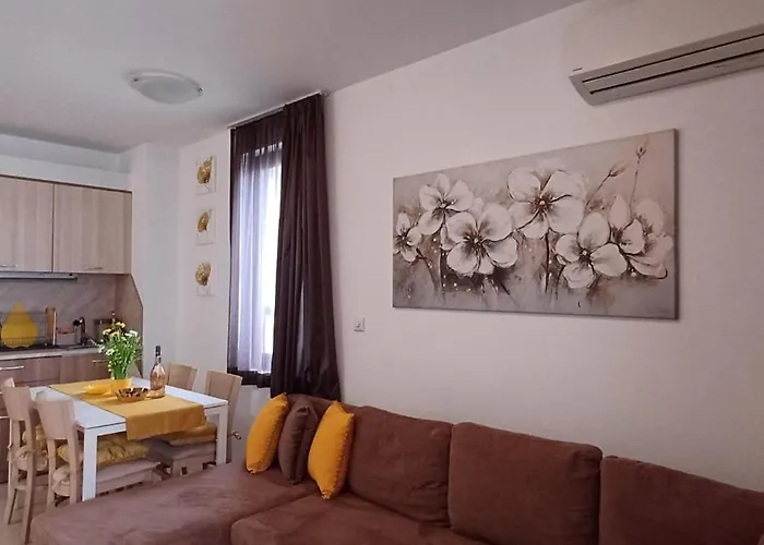 Orange в местност каваци, Sozopol